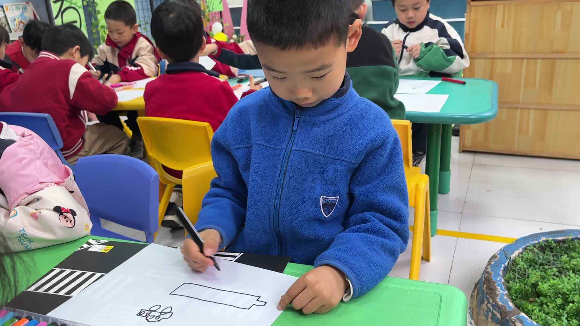 ⁣⁣⁣⁣⁣⁣⁣⁣⁣⁣⁣2026.3.31实验1班美工课（徐梓图）