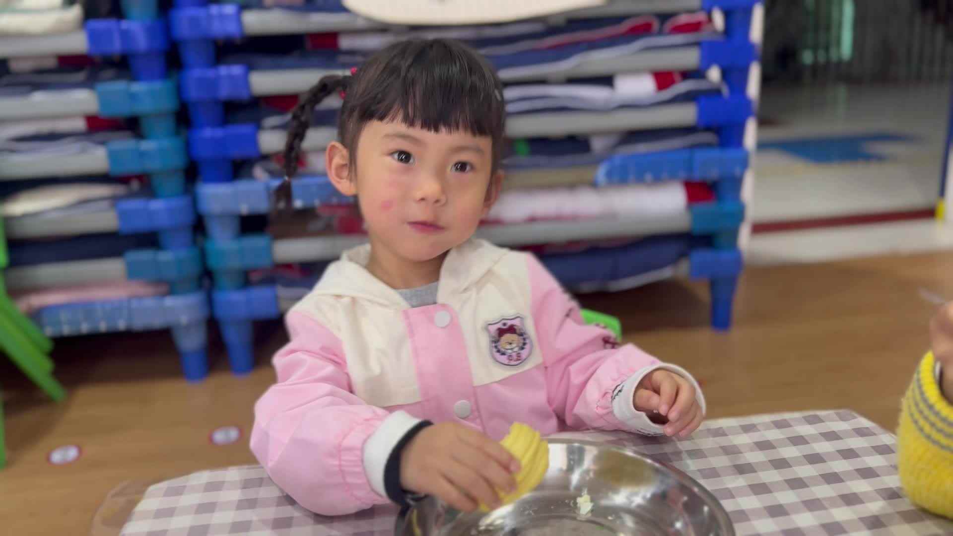 2026.3.5 中A班 倪芷汐— 《独立用餐》