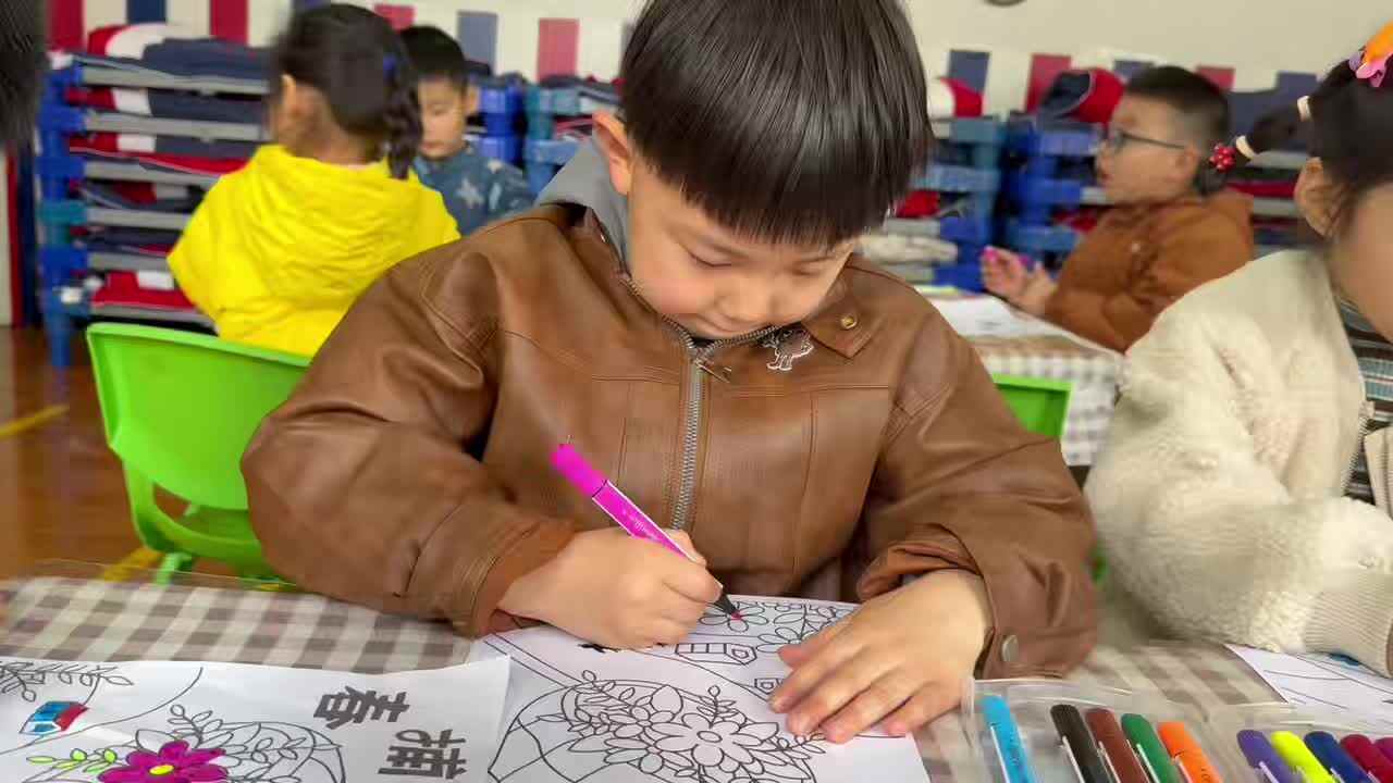 ⁣⁣⁣⁣⁣⁣2026.3.25大A班孙洛轩——美工《捕春》