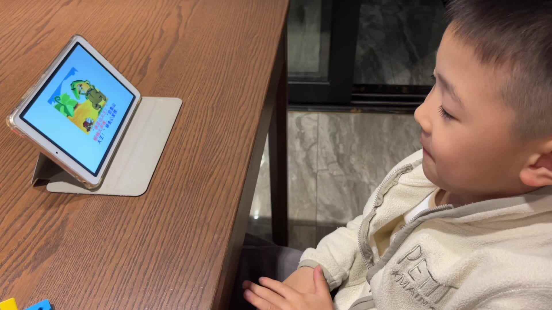 copy_56DD077E-A24E-480B-82A4-011FC7359396.mov