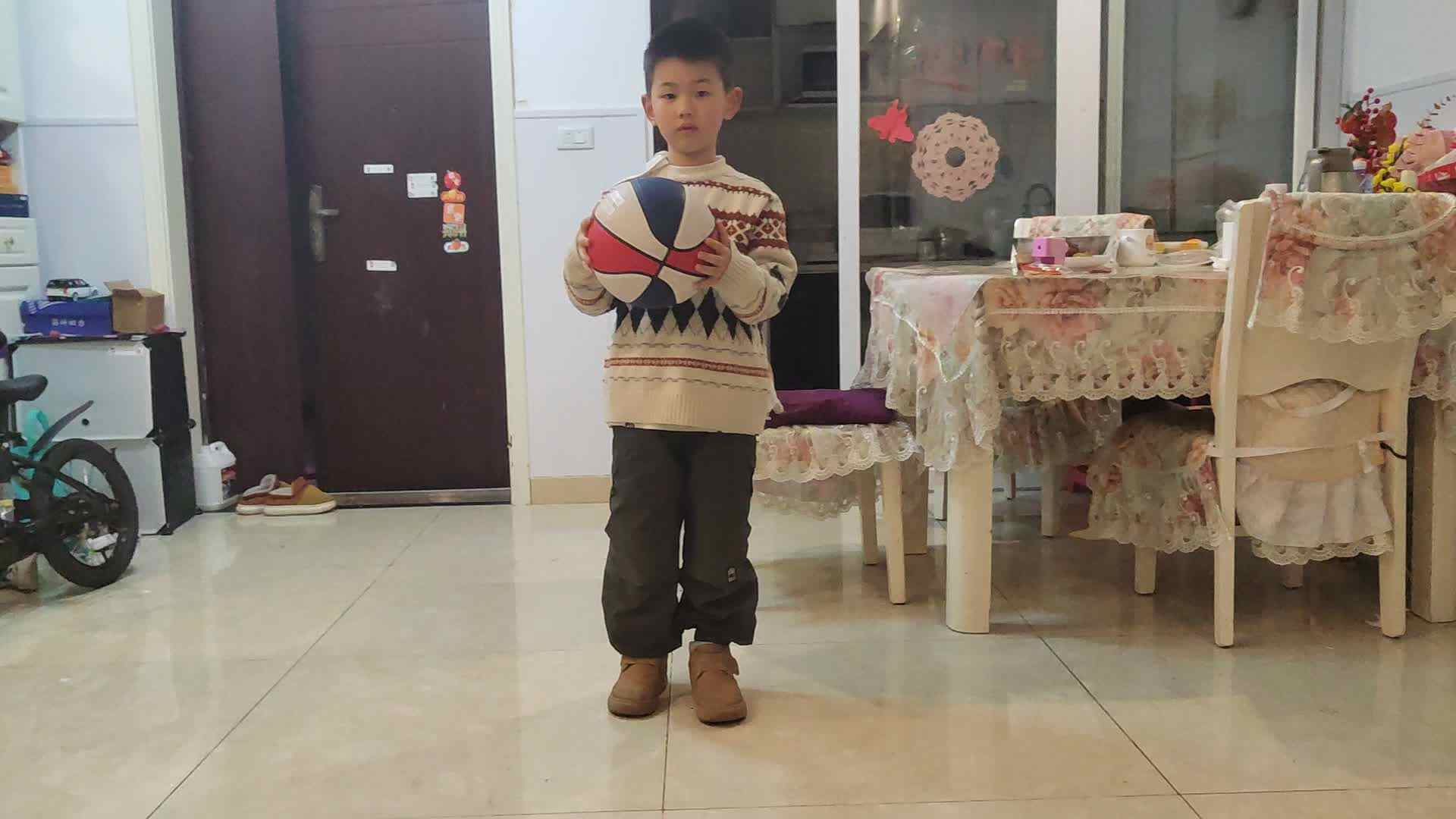 ⁣20260318⁣学前B班李锦城篮球舞