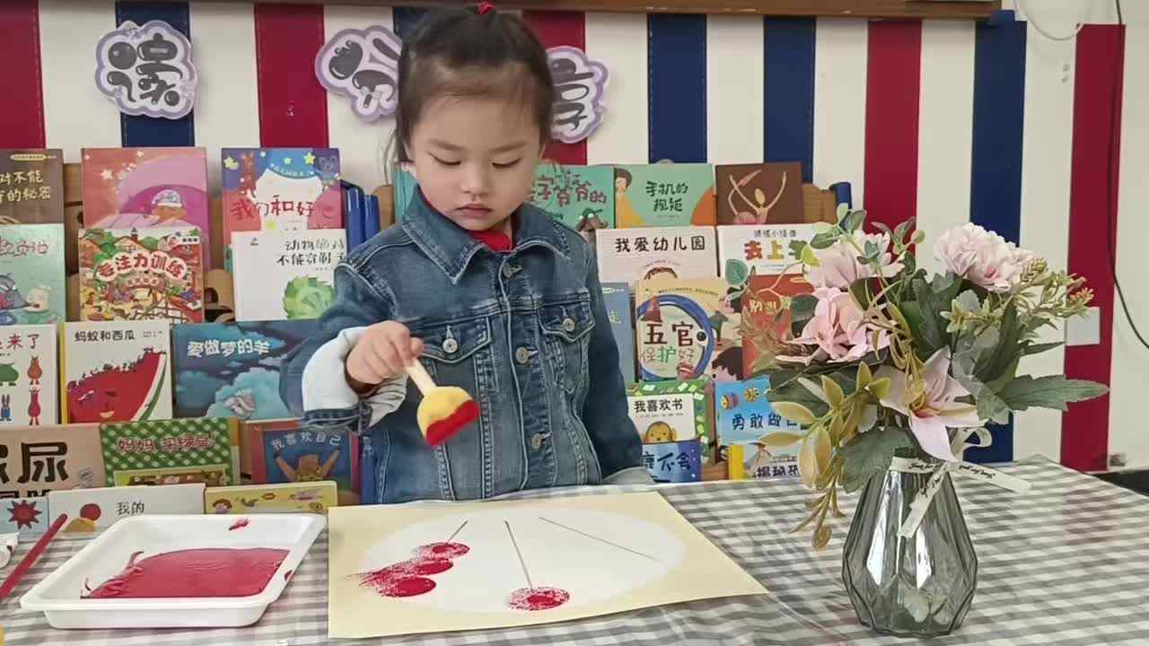 2026.3.30周晨羽美术活动《冰糖葫芦》（学校教育教学活动