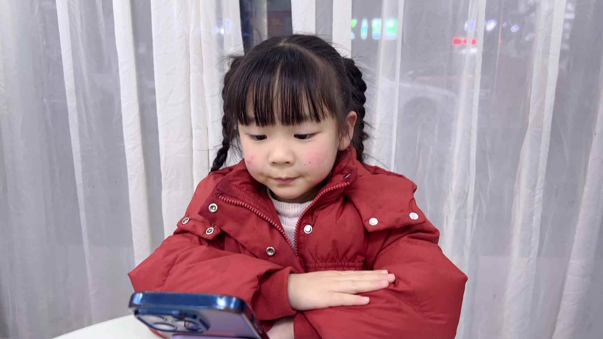 2026年3月17日大A班夏爱林～观看英语视频“P”