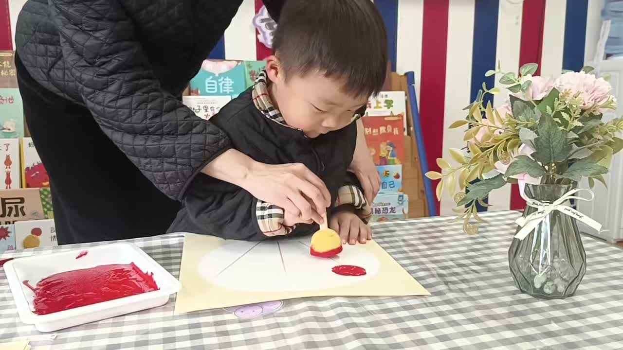 2026 3 30 刘佳铭 美术活动《冰糖葫芦》（学校教育教学活动）