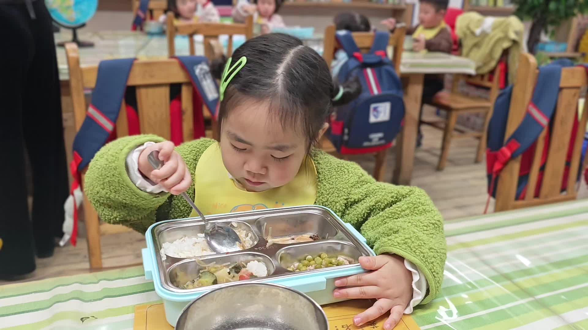 2026.3.5张笑笑《用餐》.mp4