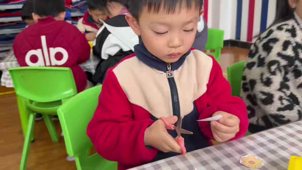 2026.3.24大A班李柯辰——剪纸