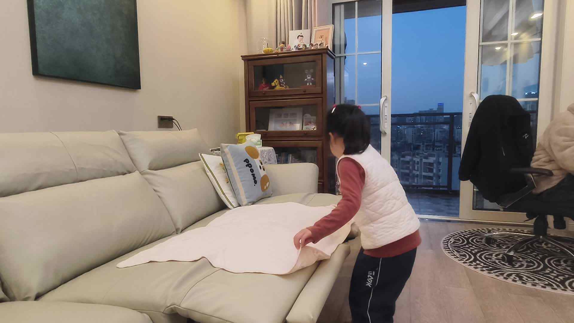 大A班+2026.3.10+陈苏妍+《叠被子》