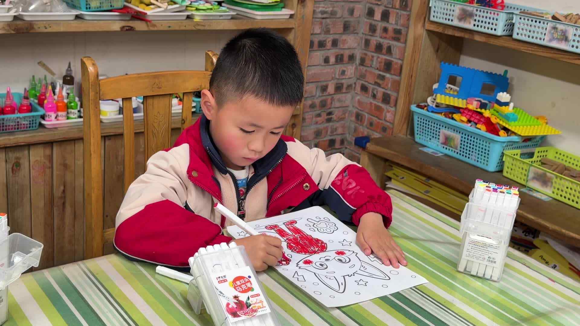 ⁣⁣2026.3.31 实验大班 熊堇安——涂色练习