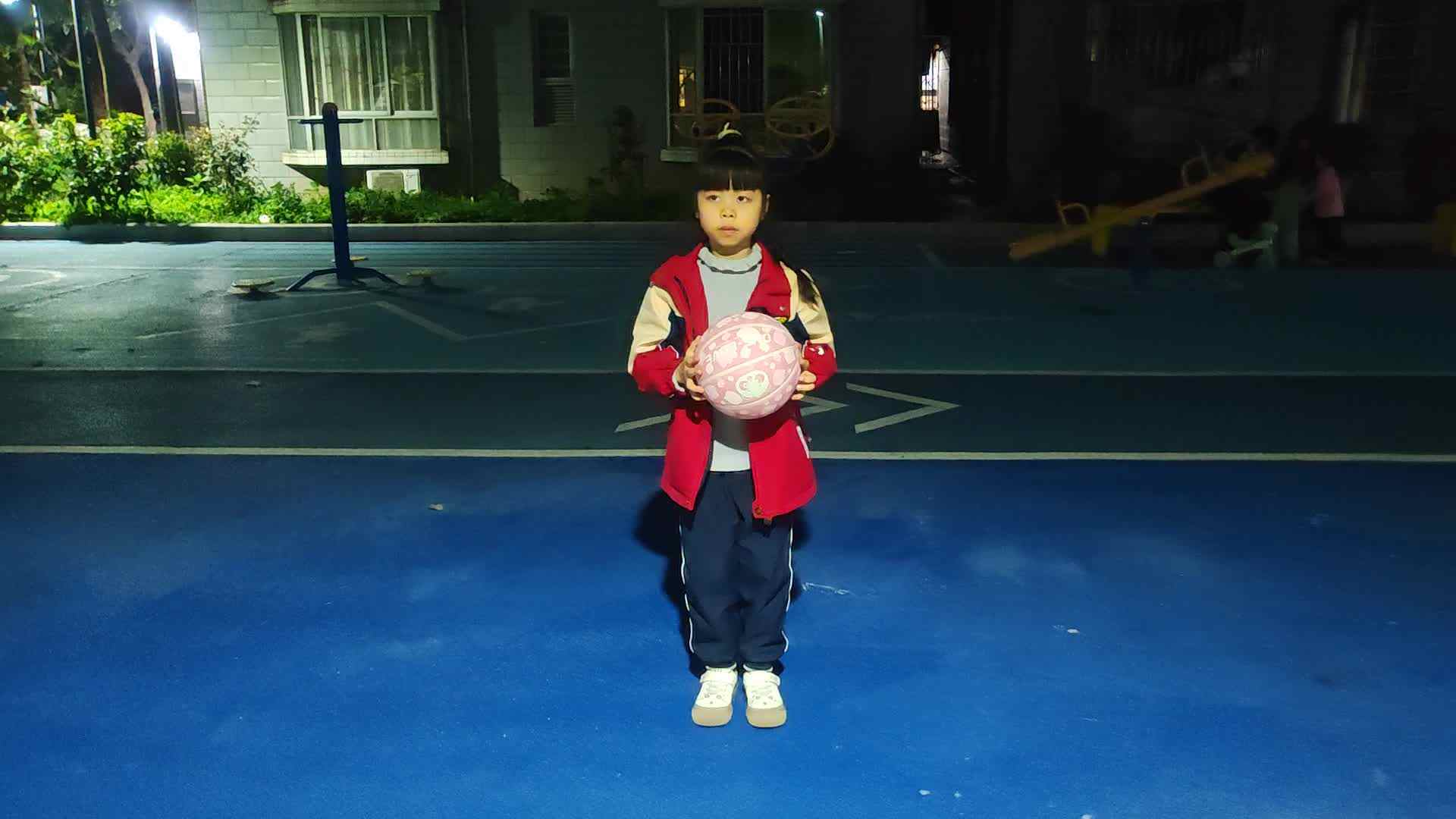 2026.3.10学A李思锦：篮球操练习