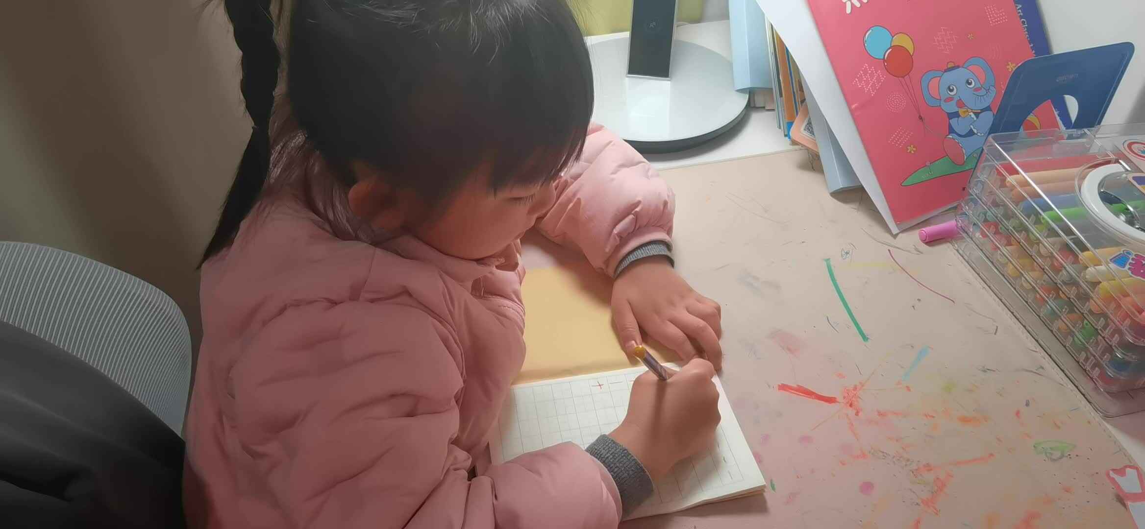 实验大班马司雨控笔训练