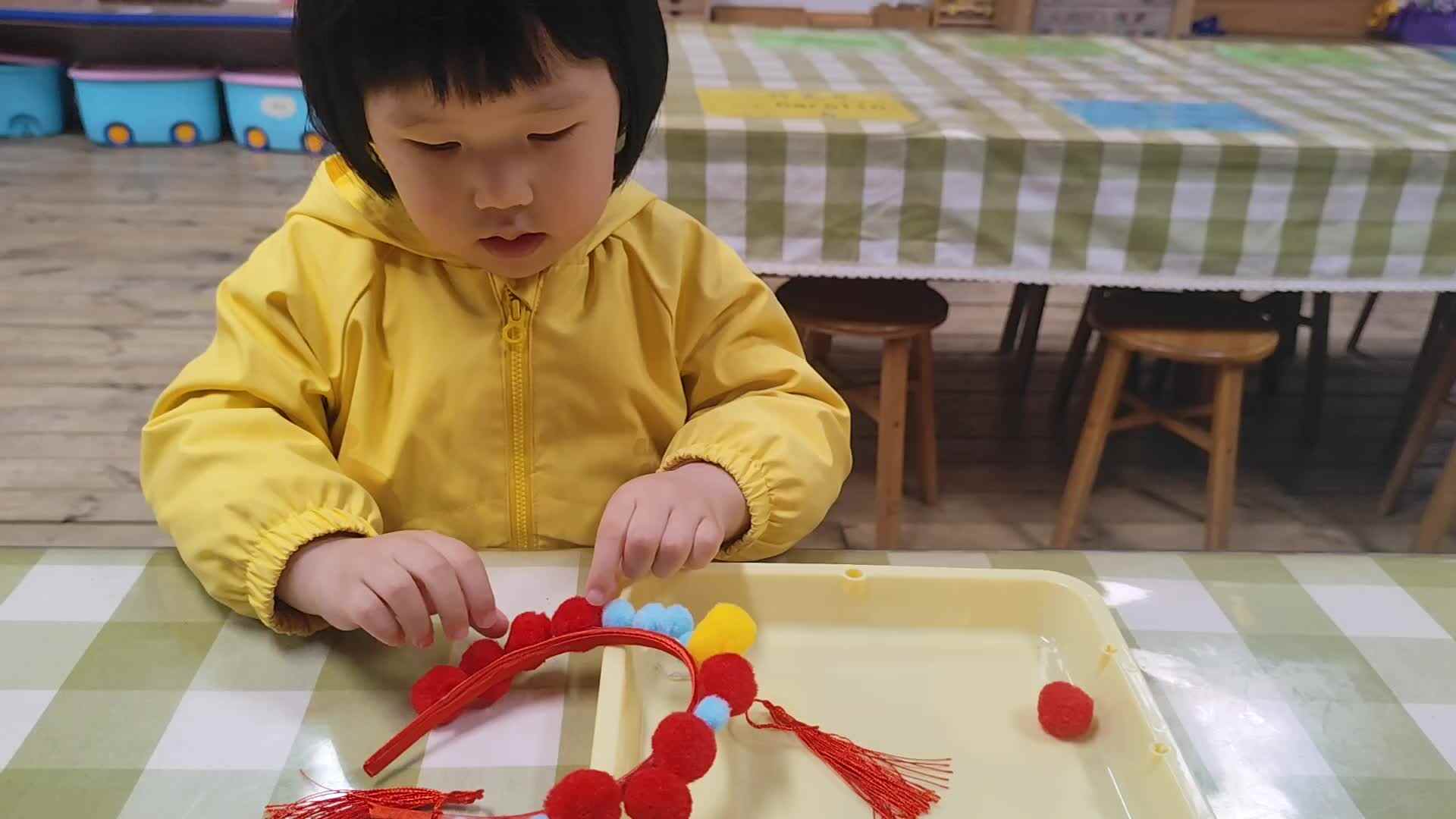 2026.4.29实验小班5号景念安—美工戏曲发箍