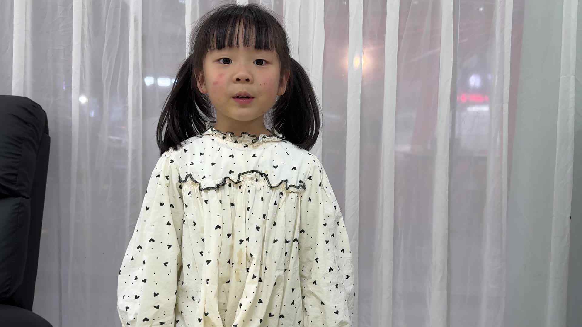 2026年4月21日大A班夏爱林～生活练习，我会拉拉链