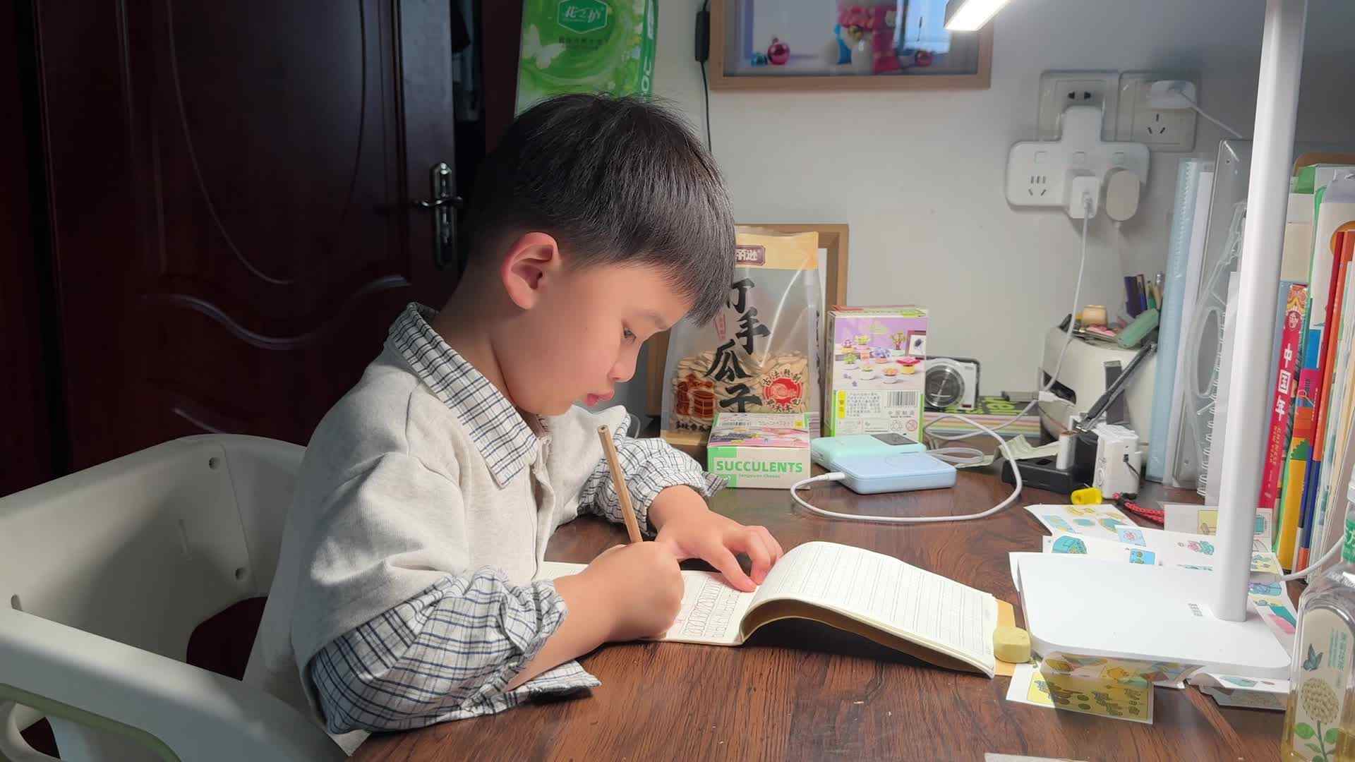 2026.4.20大A班李楷延——书写数字“21、22”