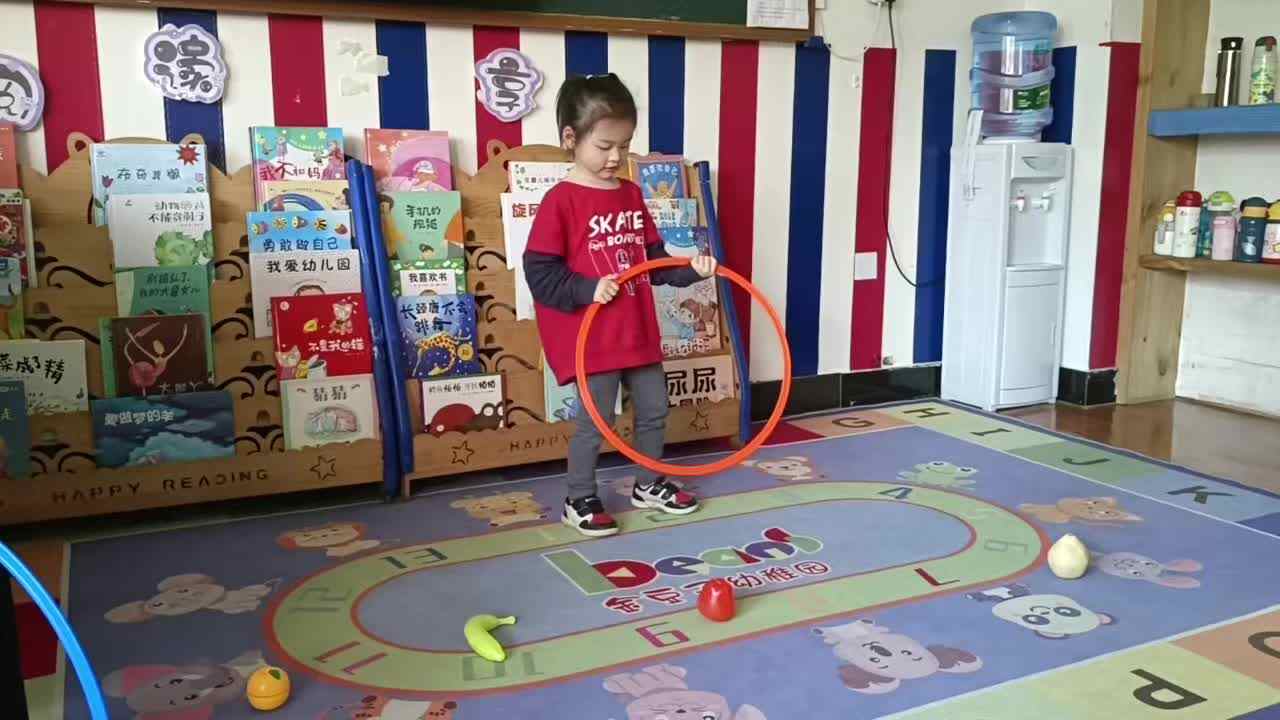 2026年4月23日周晨羽主题：《英语活动》（学校教育教学活动）