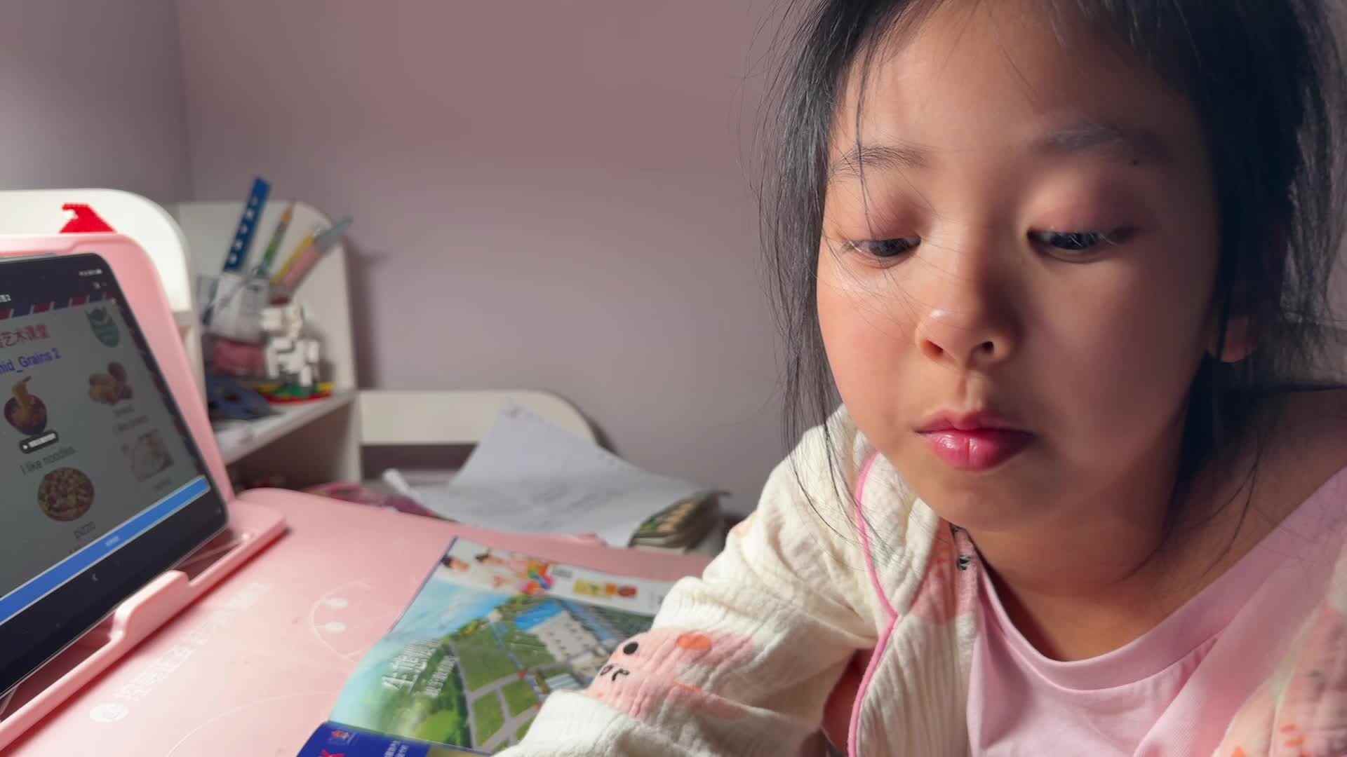 ⁣⁣2026级B班20260424吴晨希闯关练习-鲨鱼英语.mp4