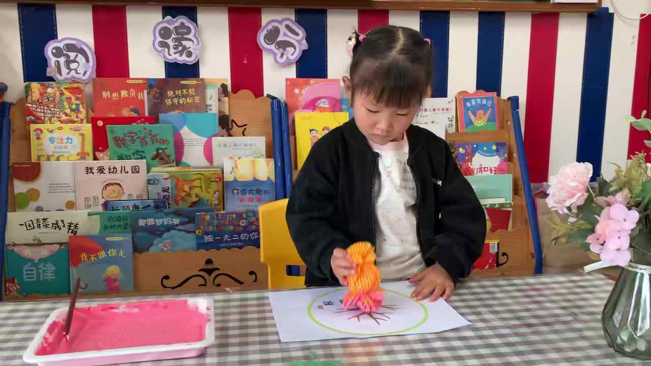 2026年4月14日唐紫淇    美术《春日里的樱花》学校教育教学活动