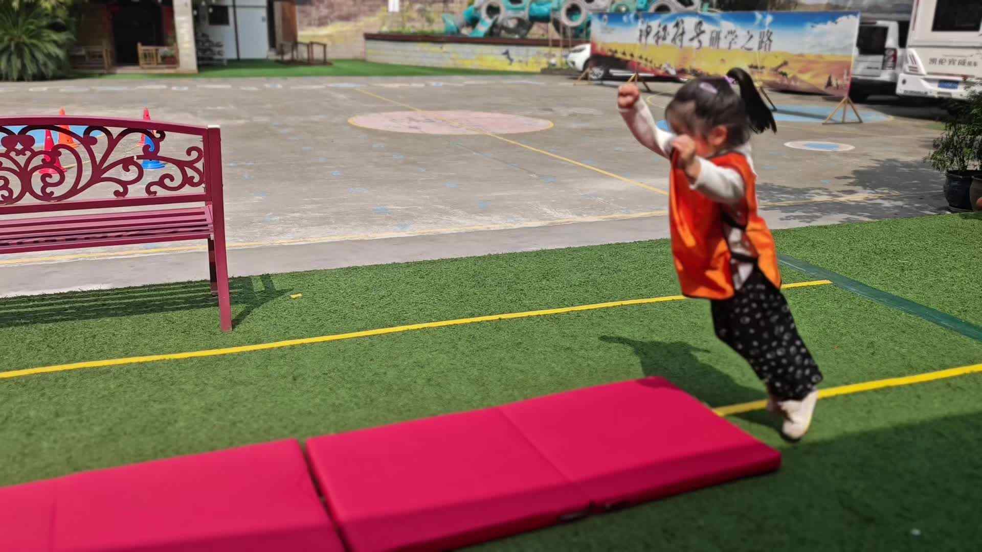 2026.4.9  实验中班 陈祉伊 《体智能》.mp4