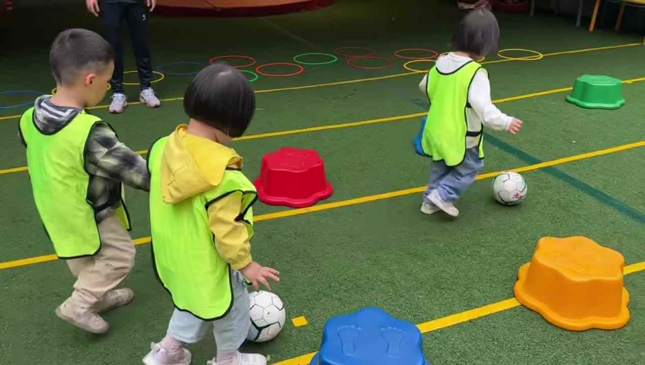 2026.4.20实验小班3号谢缙宇—快乐体智能