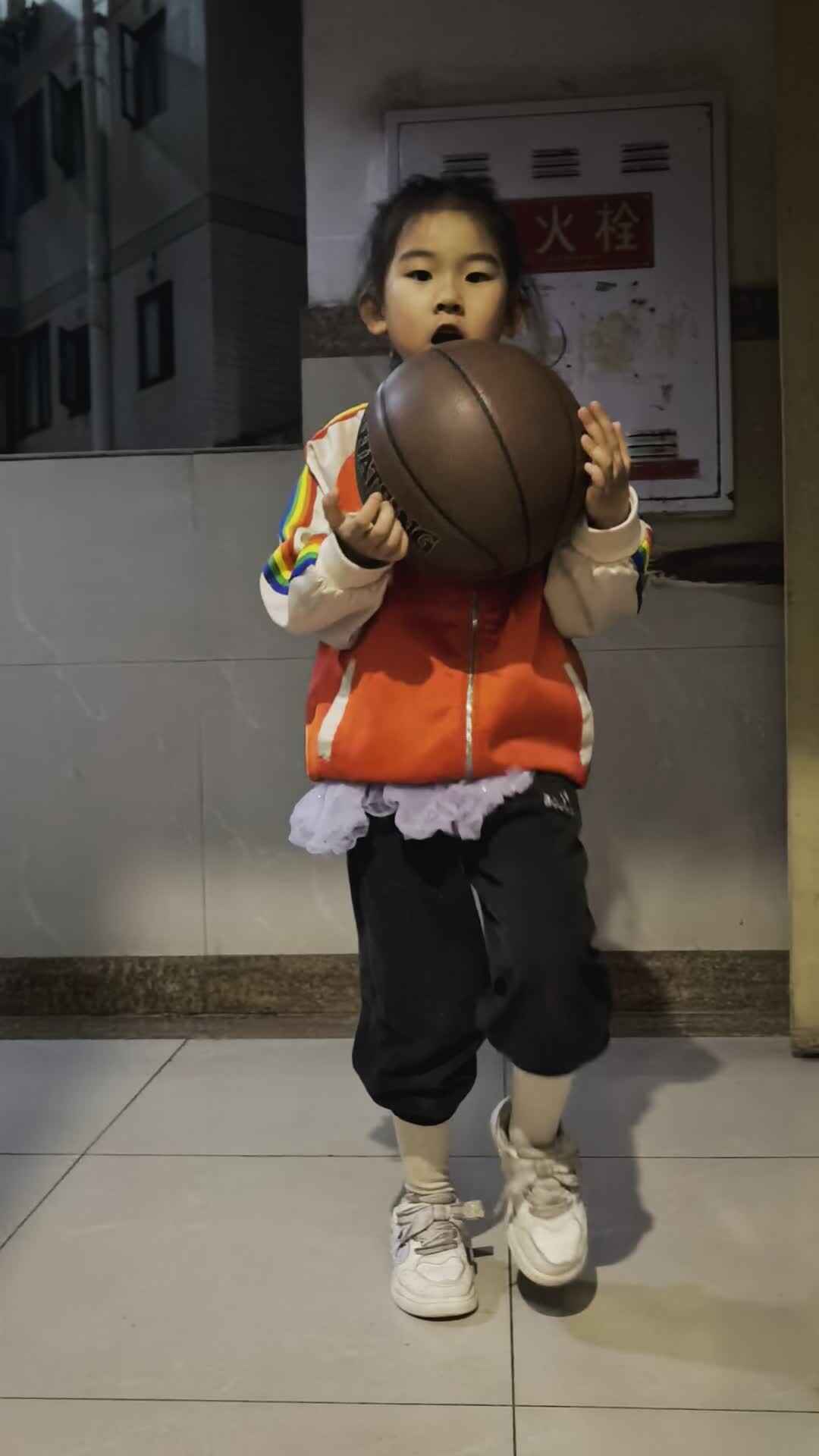 学A班许久—篮球操.mp4