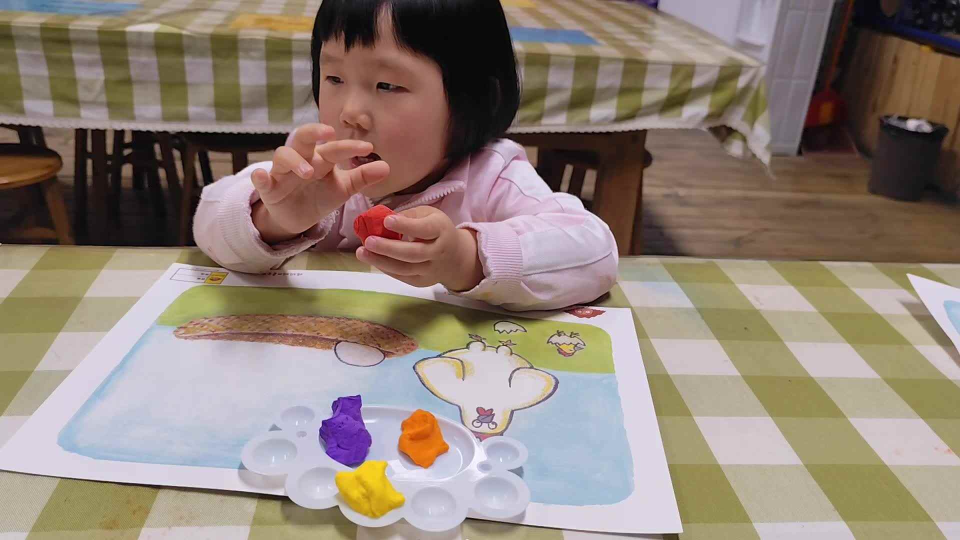 2026.4.23实验小班5号景念安—美工活动