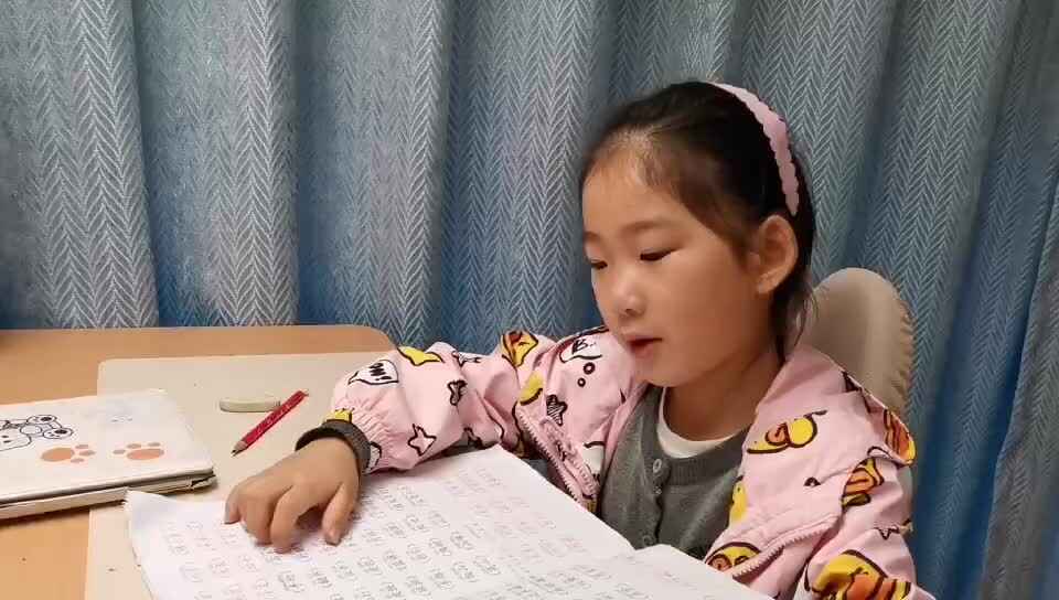 mmexport1775050420296.mp4学前B班宁汐言 朗读下列单词和句子，观看《Counrties朗读示范4》进行跟读。