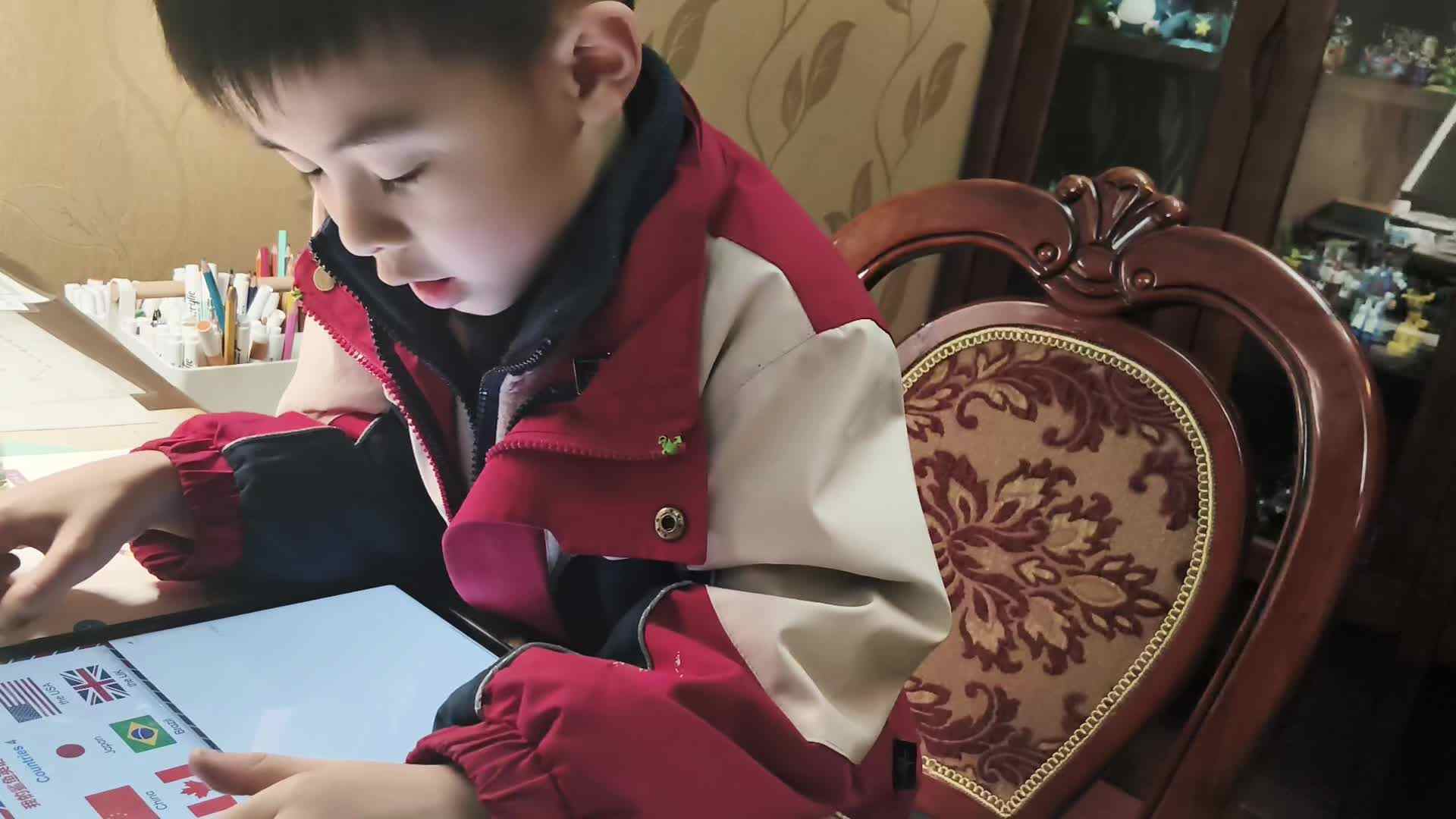 学b刘倬宇跟读英语视频20260401.mp4