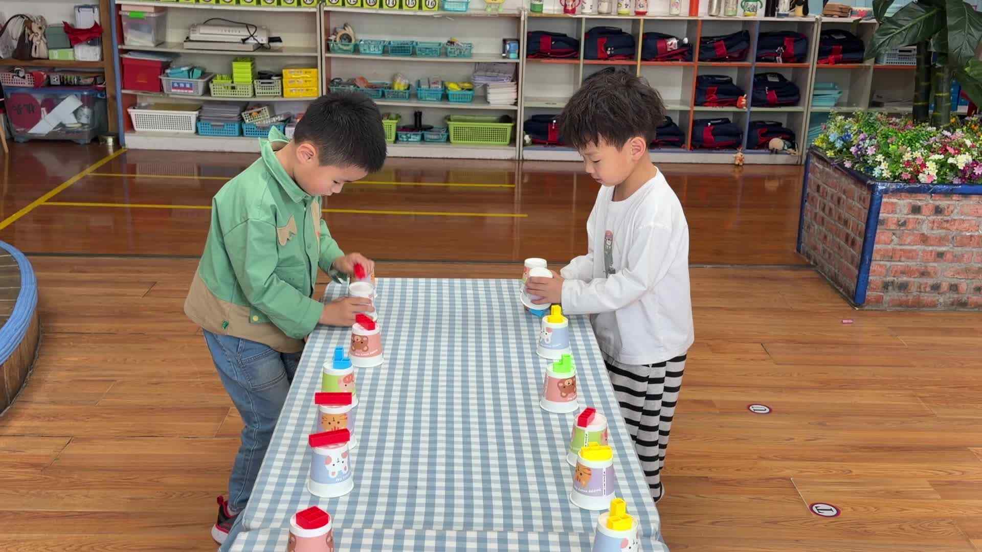 2026.4.10 实验大班 熊堇安、周昊燃——我和纸杯做朋友