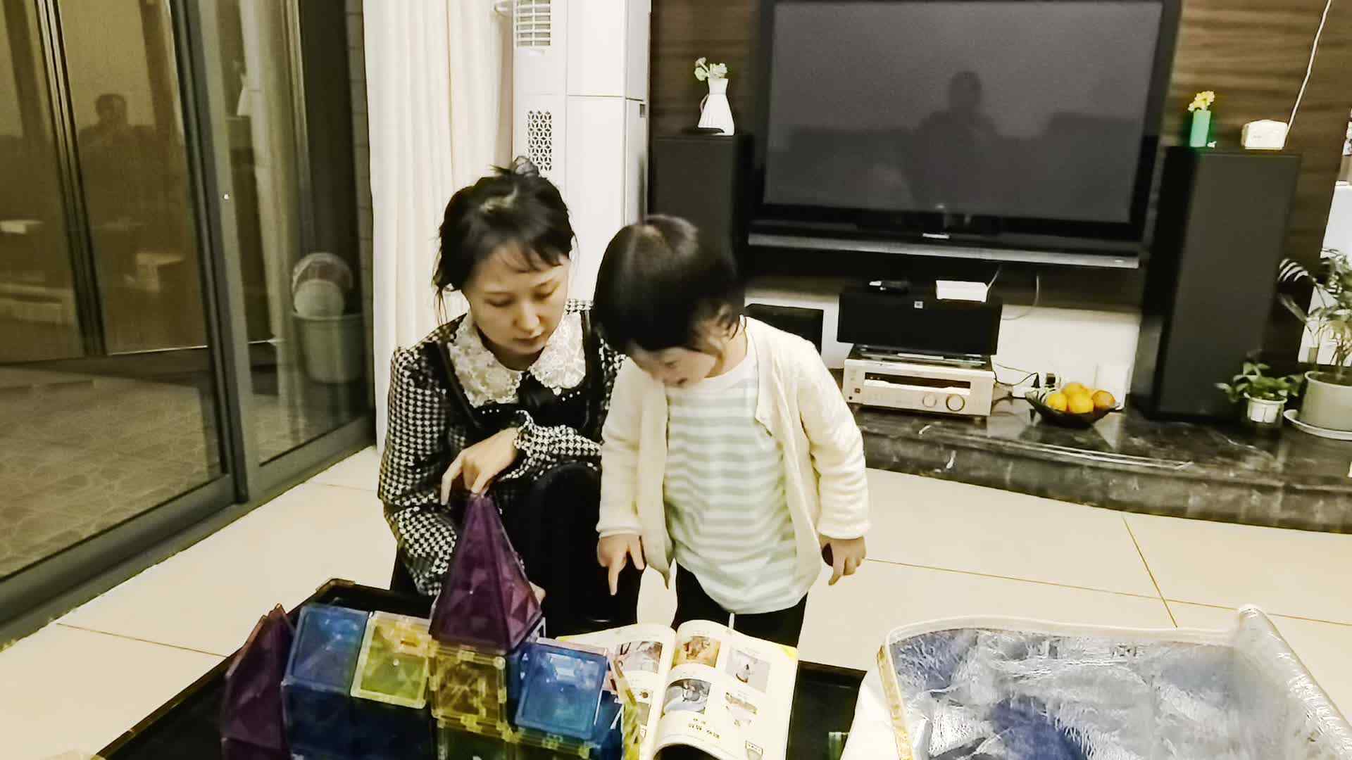 实验小班4号王艺霖指读职业.mp4