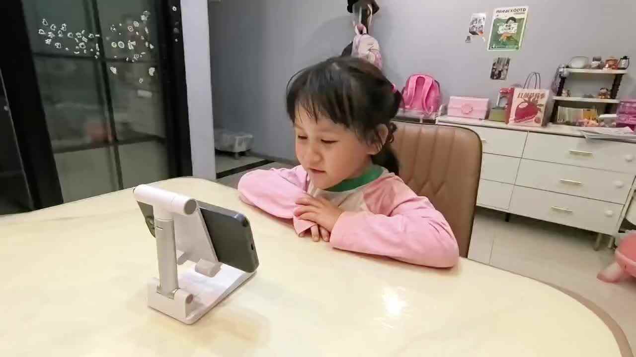 观看视频《Fourteen》89308.mov