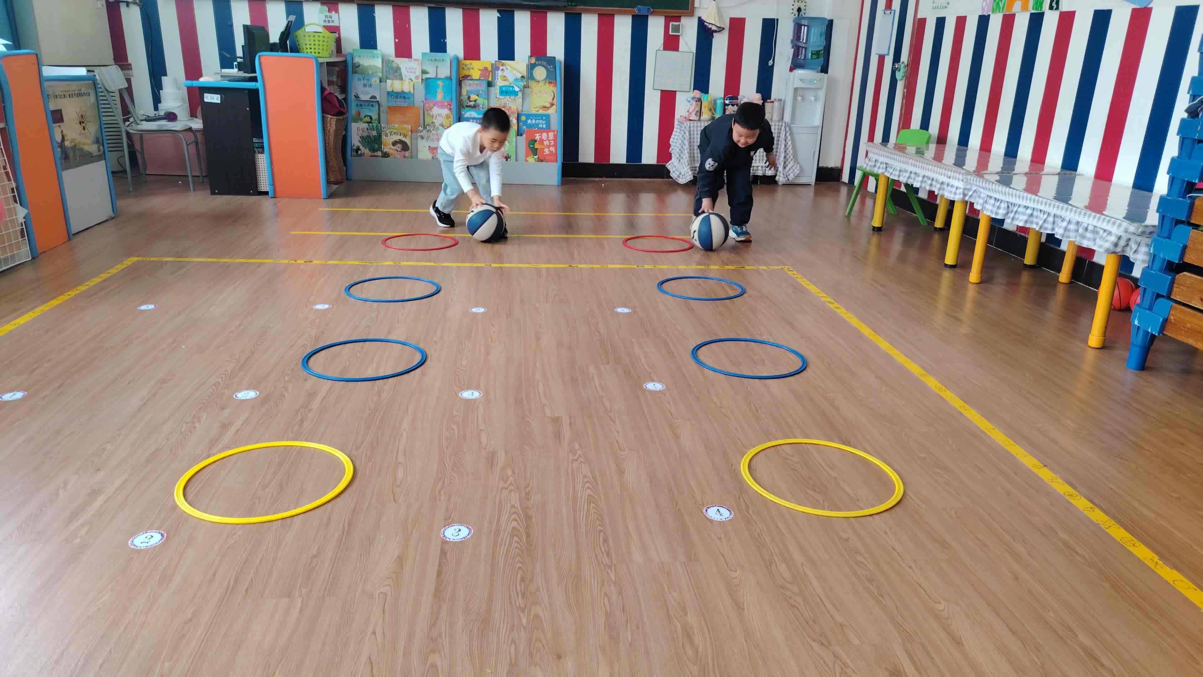 4.8 李芃铖  室内游戏