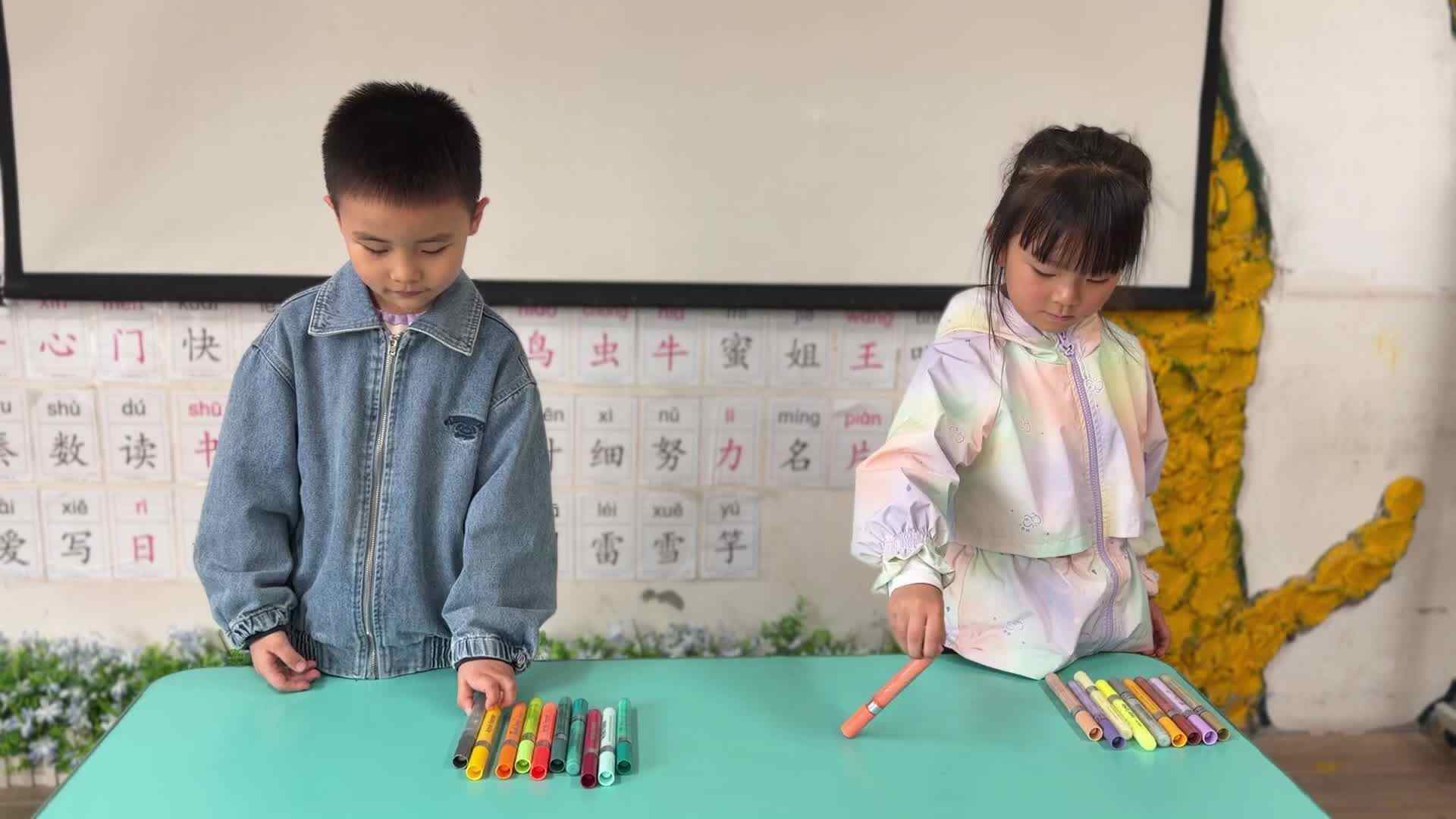 ⁣2026.4.22 实验大班谷江钰、马司雨——《立彩笔挑战》