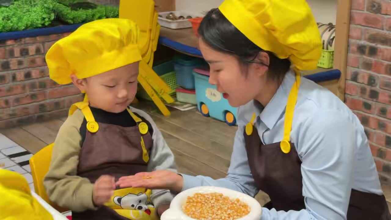 2026.4.15实验小班1号蔡瑞桐—食育课《爆米花》