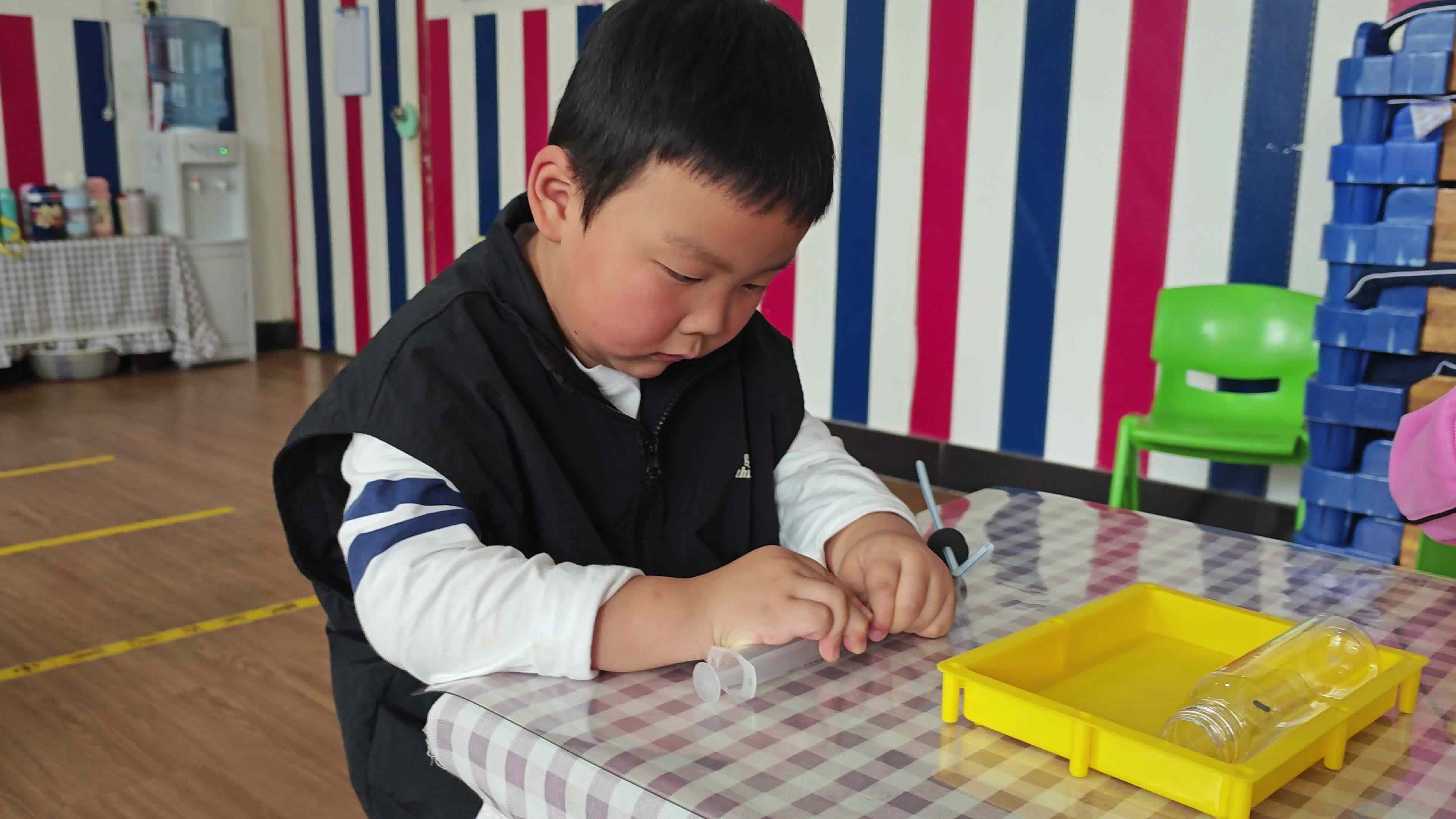 2026.4.17 彭译苒 科学实验《空气压水机》