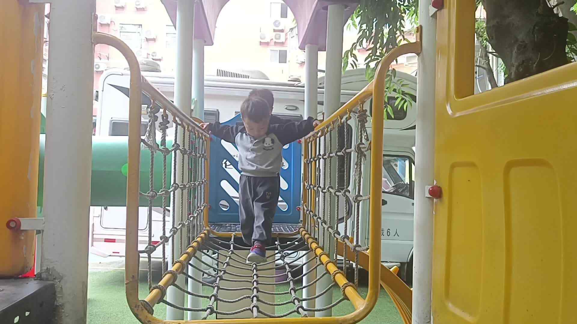 2026 4 15 刘佳铭and刘佳锐⁣《平衡锻炼》（学校教育教学活动）