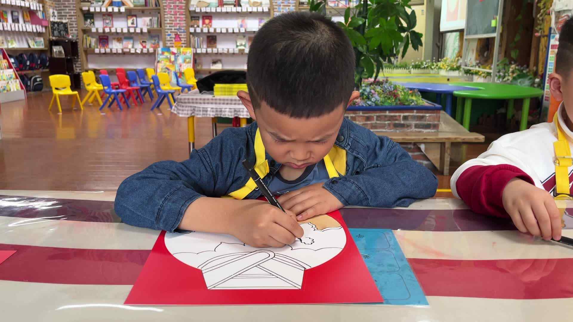 ⁣⁣⁣⁣⁣⁣⁣⁣⁣⁣⁣⁣2026.4.8实验1班 美工课-杨皓越