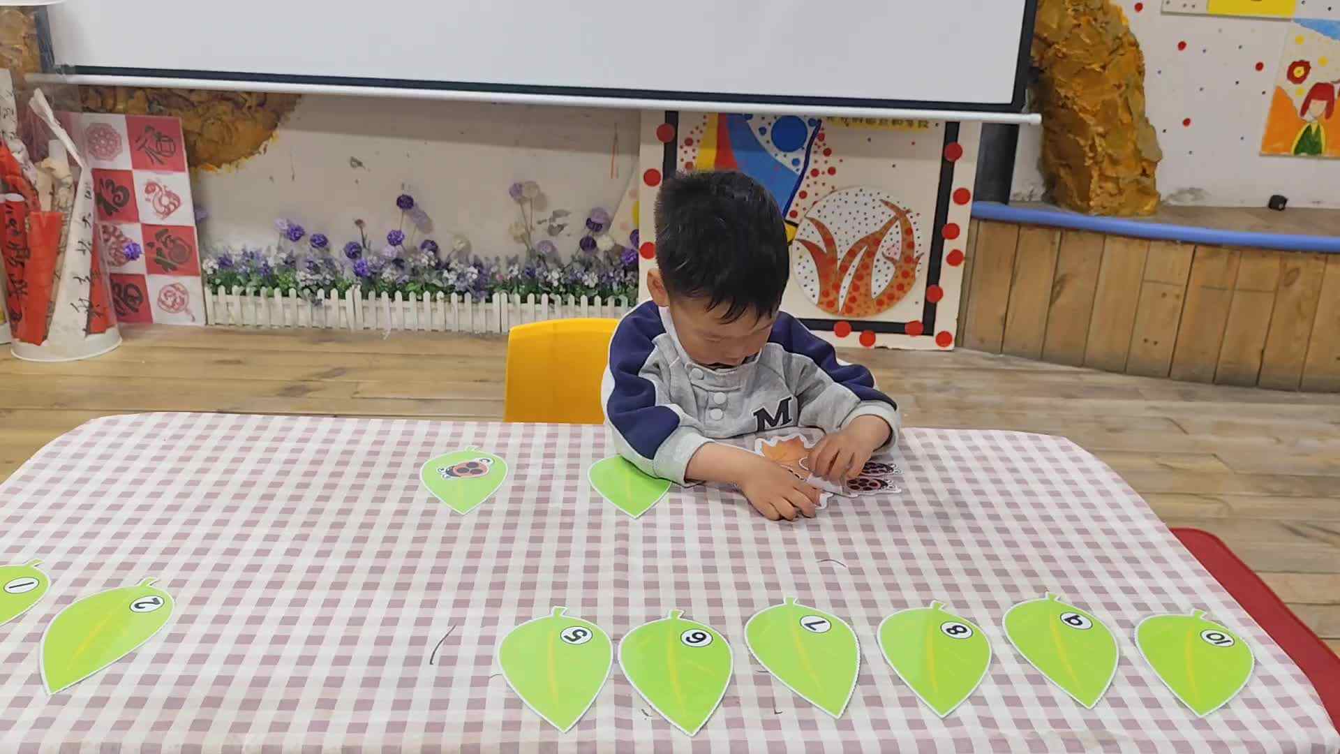 2026.4.28实验小班7号程翊童—数学逻辑