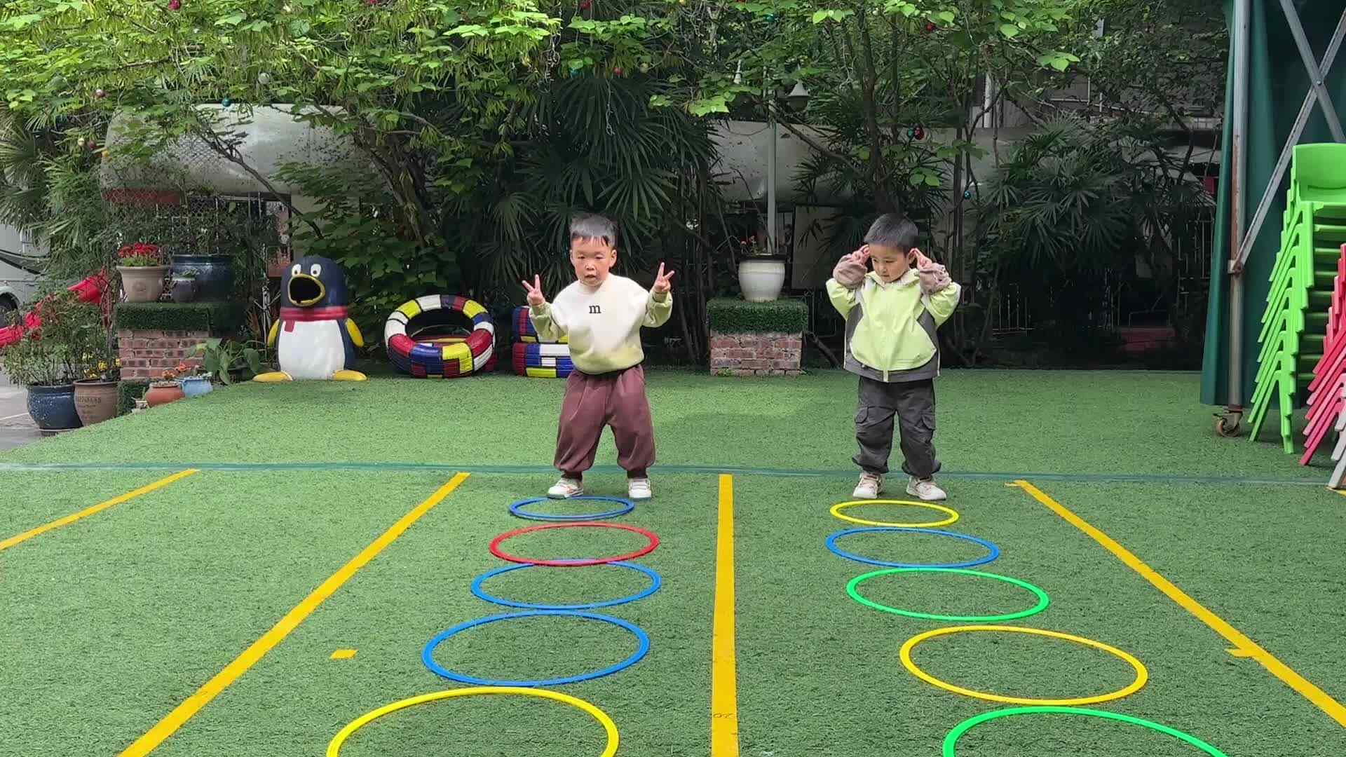 2026.4.8实验小班7号程翊童—体能活动