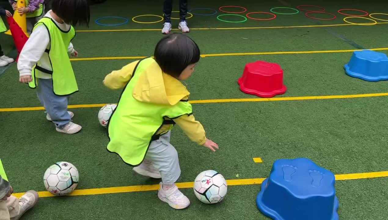 2026.4.20实验小班5号景念安—快乐体智能