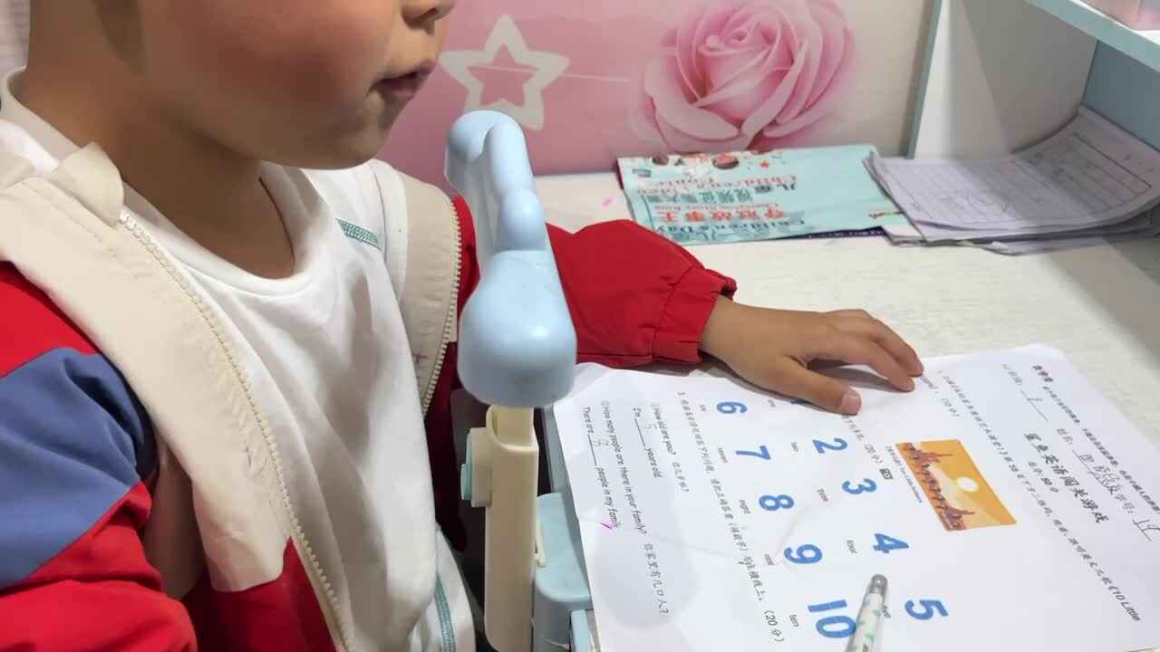 ⁣4.15 学b 田熙辰（指读英语） trim.0E591BE6-AB24-4513-89AF-BBA01FFE22DE.MOV