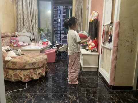 79734060385__80F702D7-7D93-4532-BA57-45429802F1F3.MOV