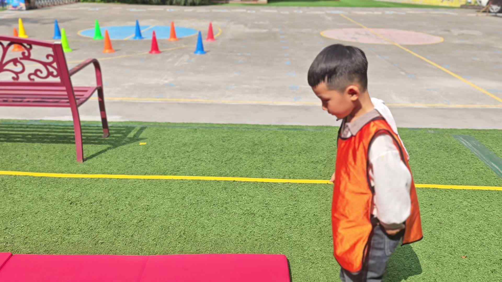 2026.4.9  实验中班 沙景韬 《体智能》.mp4