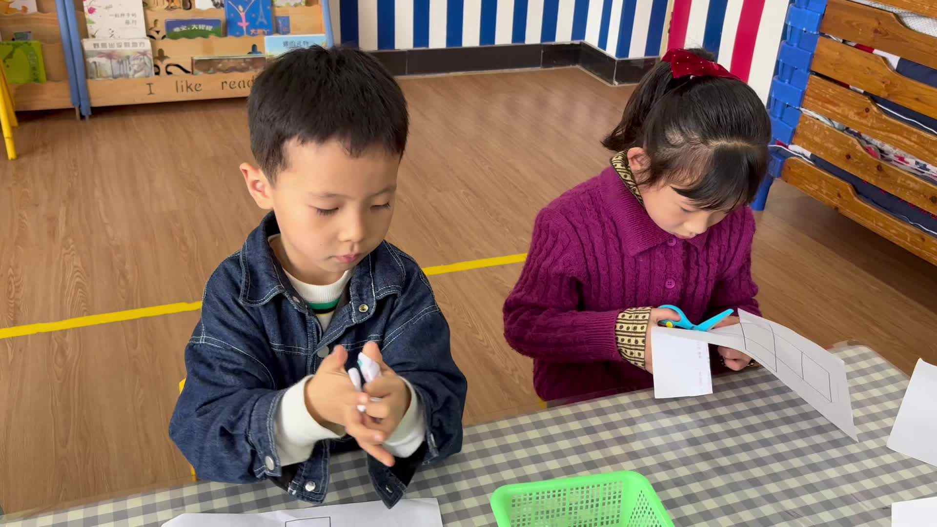 2026.4.1学B班王千与吴瑷汝——探索长方体的展开图形