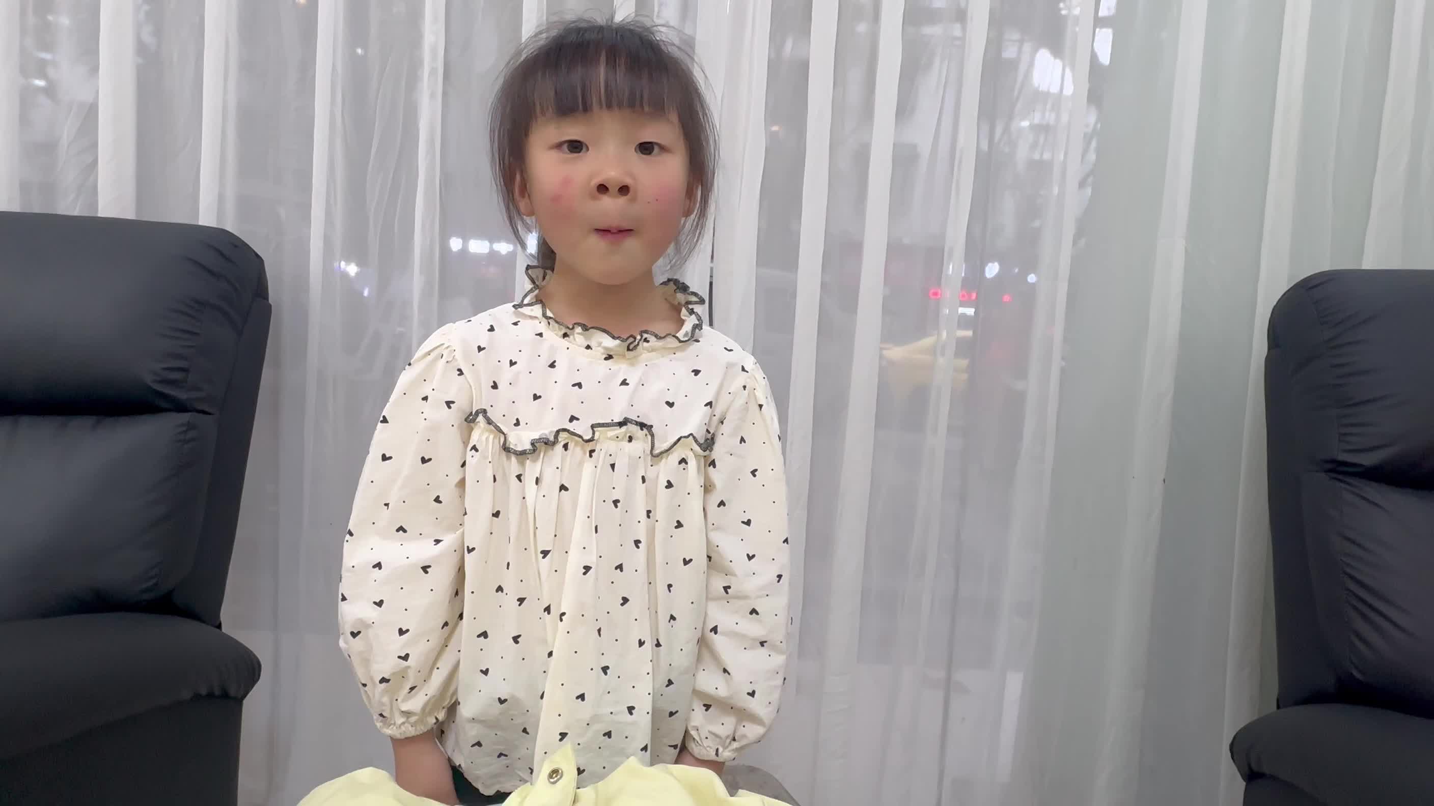 2026年4月20日大A班夏爱林～生活练习（拉拉链）