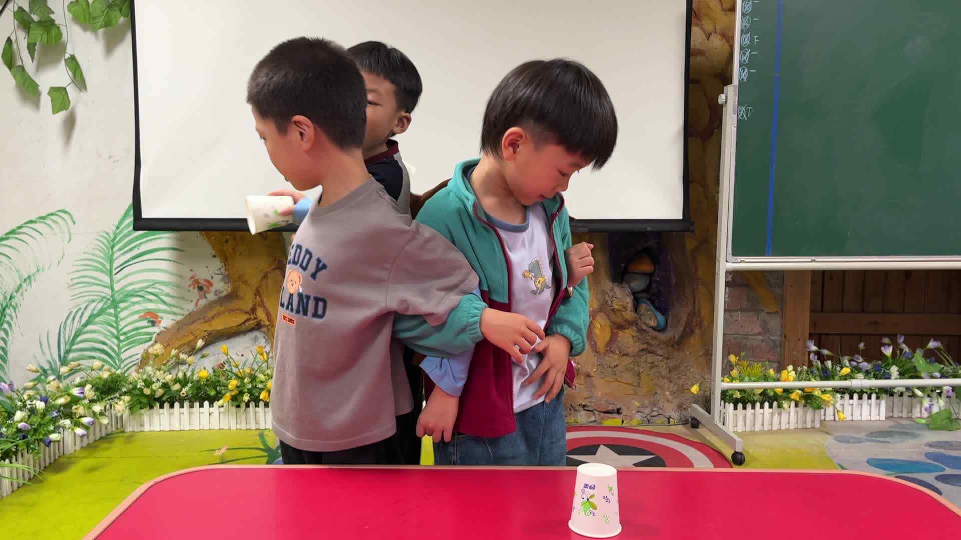 2026.4.13实验1班趣味游戏—刘沈潇、朱乔溪、胡宸瑞、蒋开心