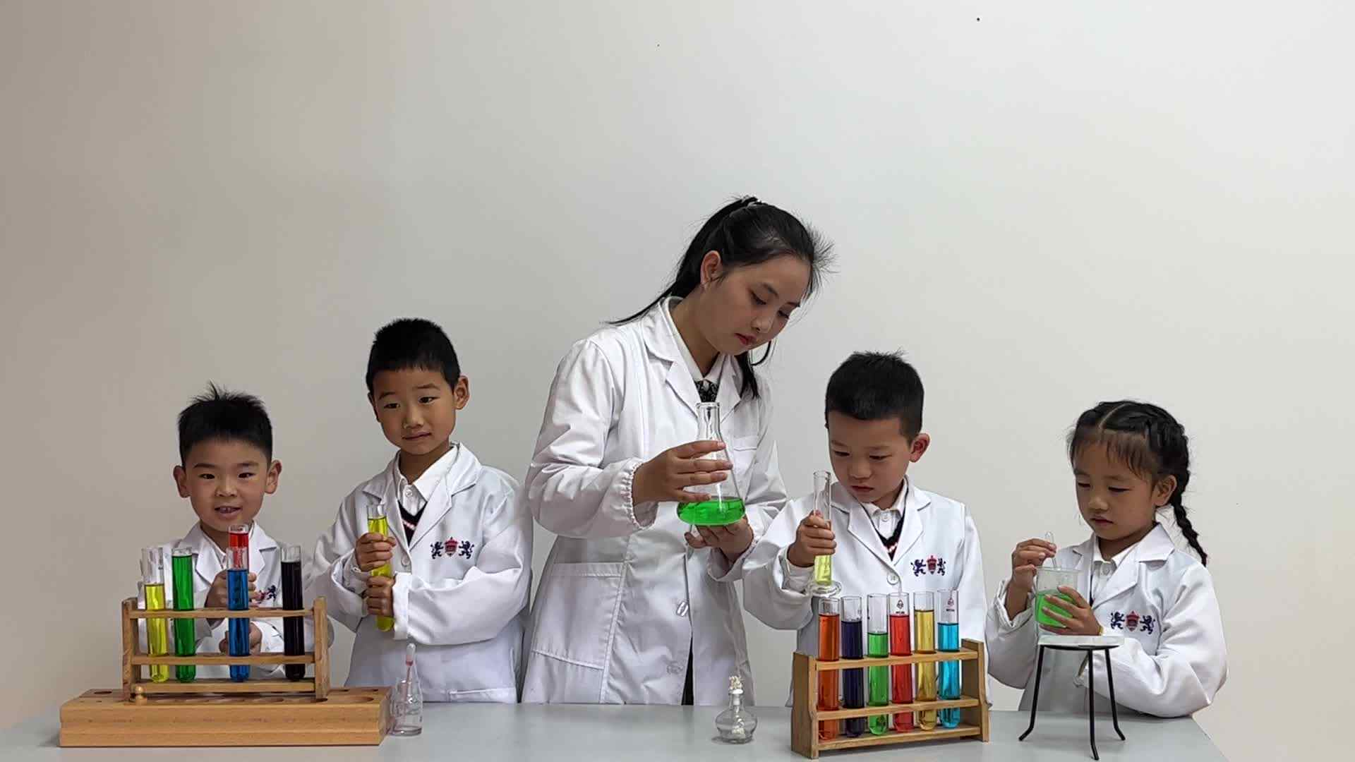 2026.4.22 实验1班毕业花絮