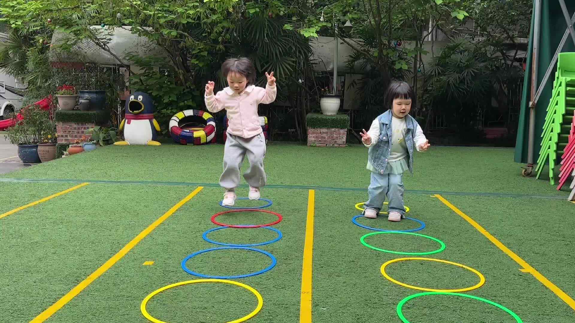 2026.4.8实验小班10号刘晨溪—体能活动