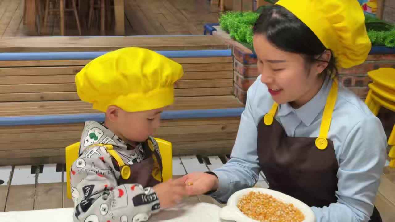 2026.4.15实验小班2号叶弋猷—食育课《爆米花》