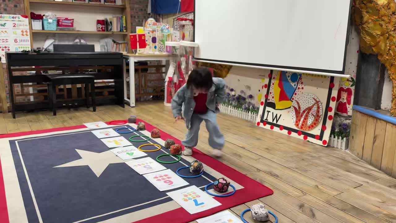 2026.4.27实验小班10个人刘晨溪——数学逻辑