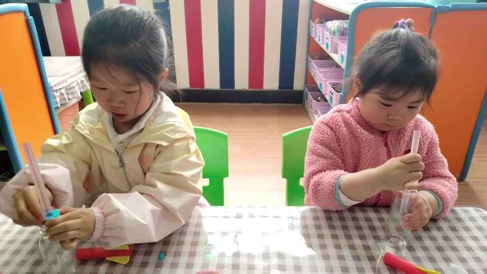 2026.4.2 徐歆恬 科学实验《空气炮》