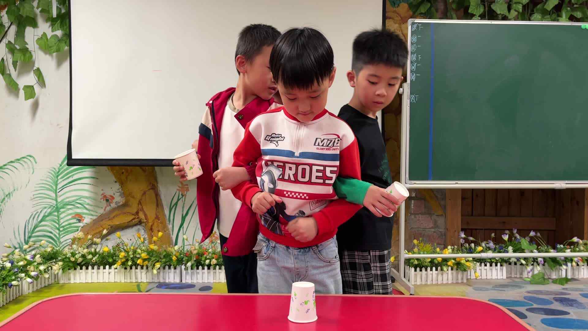 2026.4.13实验1班-趣味游戏—冯云闲、杨烁暄、罗皓辰、杨皓越